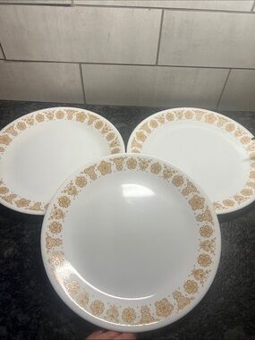 Vintage Corelle Butterfly Gold 10”  Dinner Plates. Set of 3. Great condition